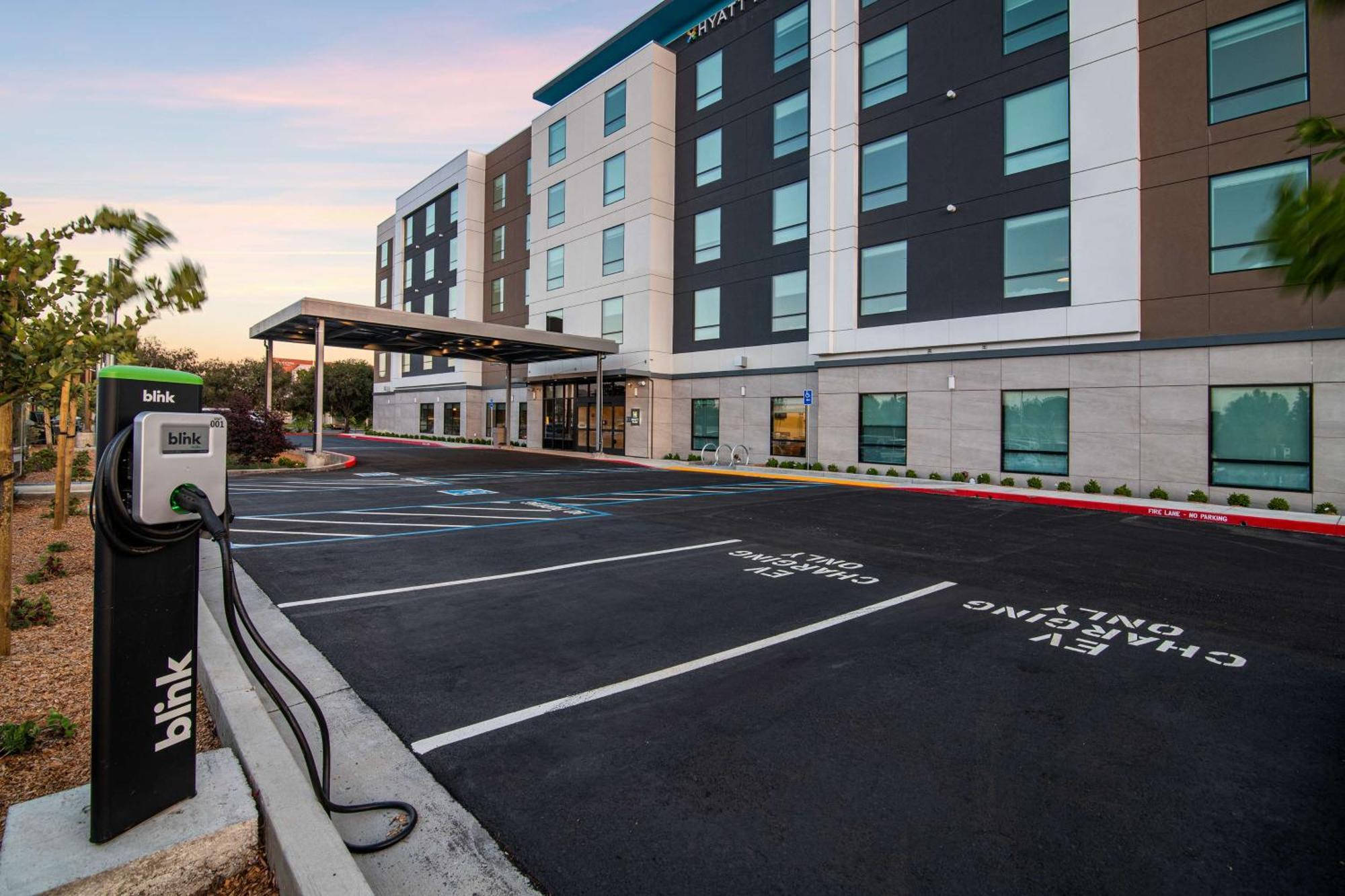Hyatt Place Newark-Silicon Valley Exterior foto